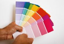 Cómo elegir los colores adecuados para pintar una casa