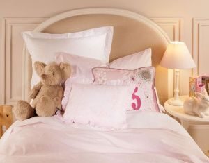 🛏️ Decoración del dormitorio infantil con ropa de cama alegre y divertida dormitorios_infaintiles_zara Home Kids