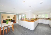 Ventajas y Desventajas de Pintar los Azulejos de la Cocina Ventajas y Desventajas de Pintar los Azulejos de la Cocina